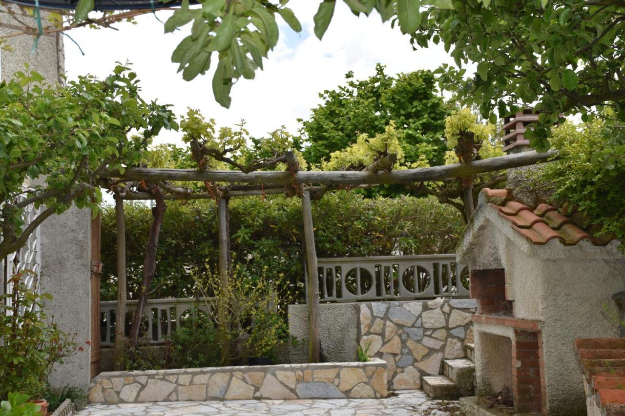 B&B Nel Verde Montesano sulla Marcellana Exterior foto
