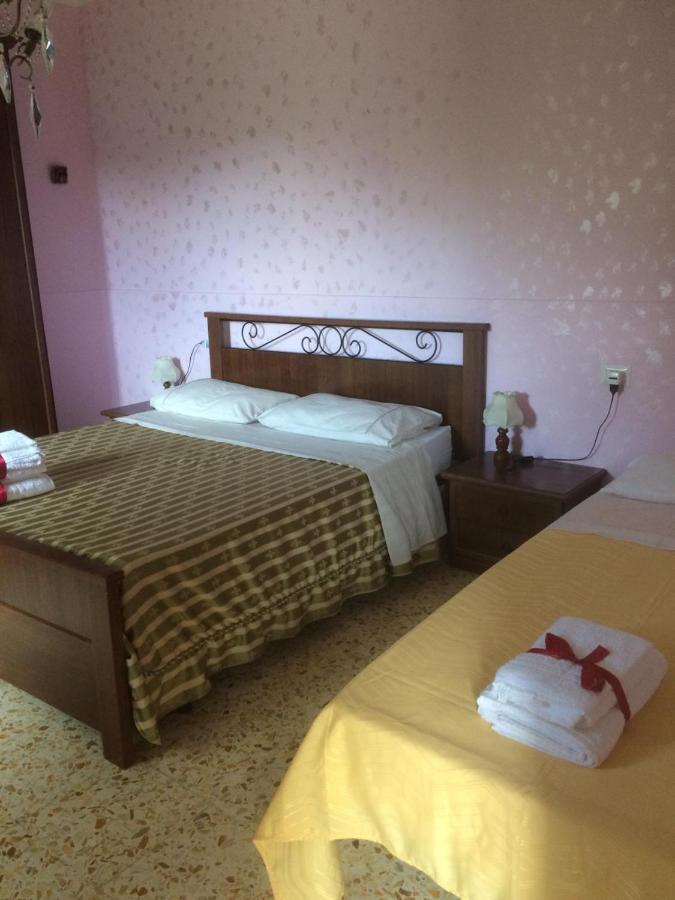 B&B Nel Verde Montesano sulla Marcellana Exterior foto